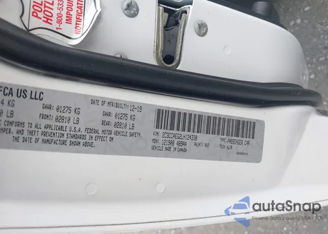 2020 Chrysler 300 Limited z USA, uszkodzony, nr VIN 2C3CCAEG2LH124338